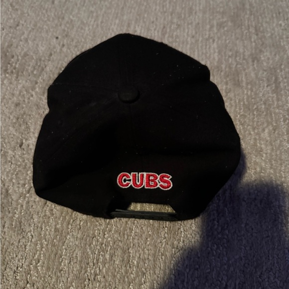 Hat - Picture 2 of 3